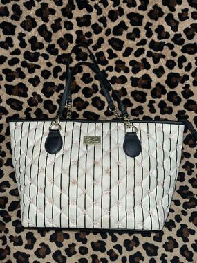 Betsy Johnson Quilted Cream/light pink Tote Bag w/Gold Chain Handles